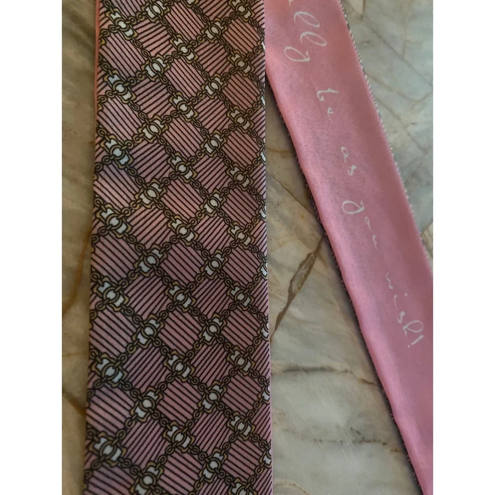 Pink Geometric Chain Link Silk Skinny Scarf Twilly‎ with Script Lettering